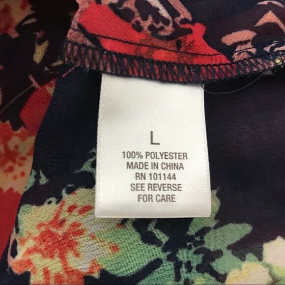 CB Established 1962 Navy Floral Semi Sheer blouse - Picture 9 of 10